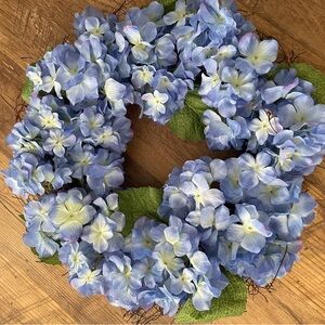 Gorgeous large hydrangea wreath